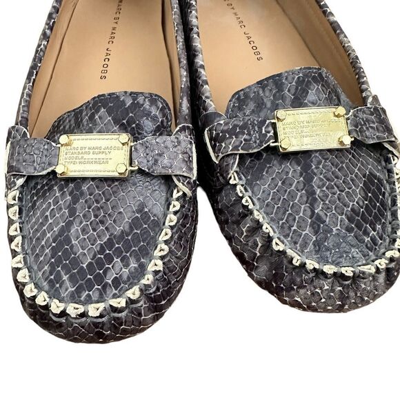 Marc by Marc Jacobs Grey Leather Snakeskin Driving Loafers Size 36 - Picture 4 of 9